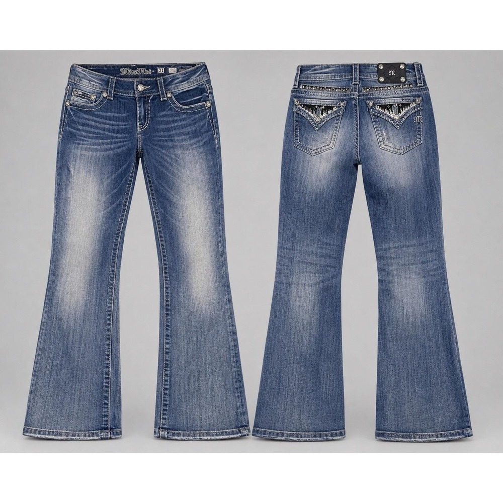 Miss Me Sig Bootcut Embellished Rhinestone SEQUINS Women's 31 Jeans WHISKERING